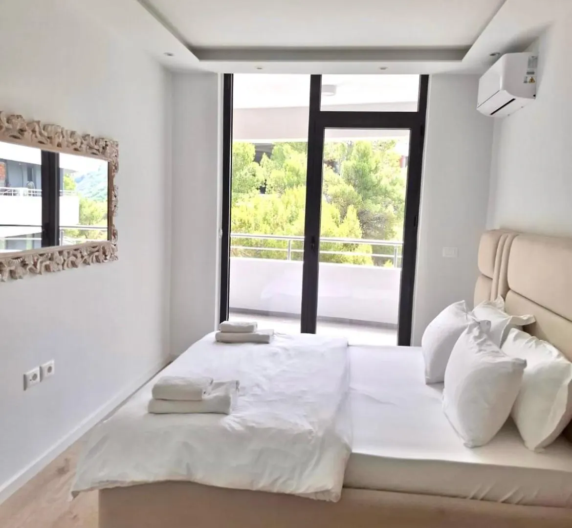Durres Currila Beach Resort White Hill 0*,