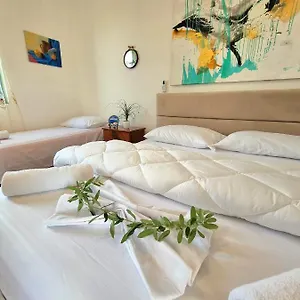  Casa de hóspedes Elezi