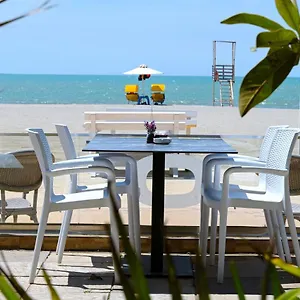 3* Otel Andi